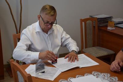 Podpisanie umowy na realizację Drogi dojazdowej do gruntów rolnych w miejscowości Zagóźdź 2