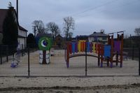 Powiększ zdjęcie: Plac zabaw w Czołnie (2)