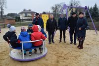 Powiększ zdjęcie: Otwarcie placu zabaw w Czołnie i drogi do Nowomichowskiej (3)