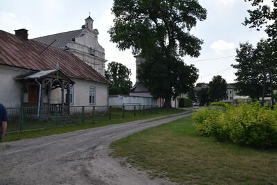 Podpisanie Umowy z Wykonawcą zadania na przebudowę dróg gminnych nr 124094L (ul. Rynek) i nr 124027L (ul. Stawowa)  w Baranowie.