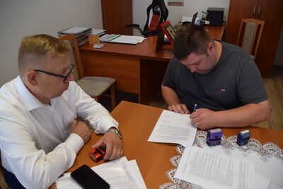 Podpisanie umowy na realizację Drogi dojazdowej do gruntów rolnych w miejscowości Zagóźdź 1