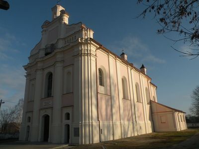 Powiększ zdjęcie: Kościół parafialny w Baranowie (1)